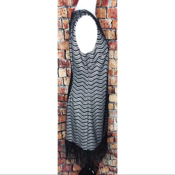 Julia Jordan Illusion Fringe Bodycon Lace Dress - Picture 3 of 9